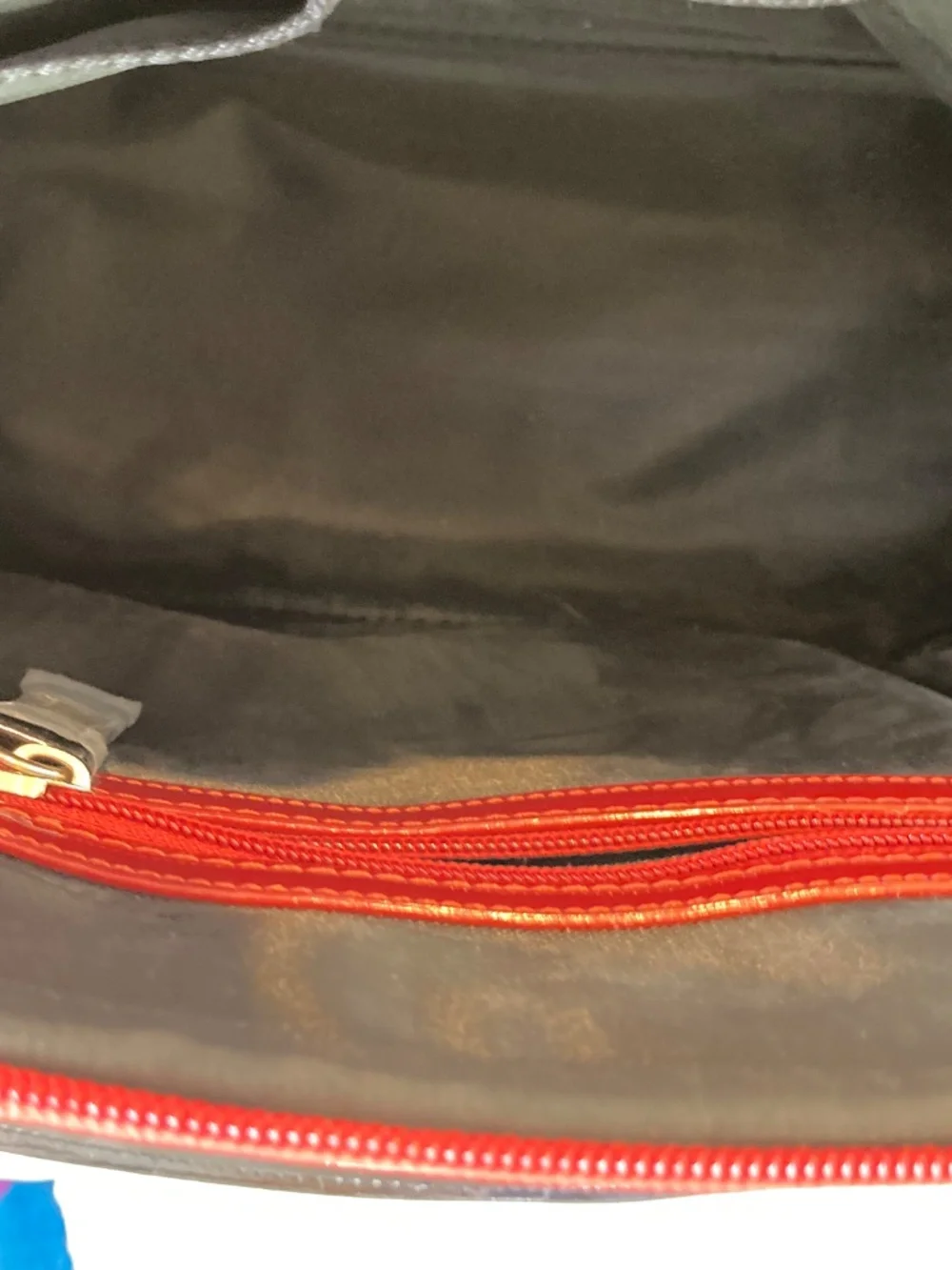 Disney Loungefly Mickey and Minnie Purse Disney Embossed Bag Red w/Cover